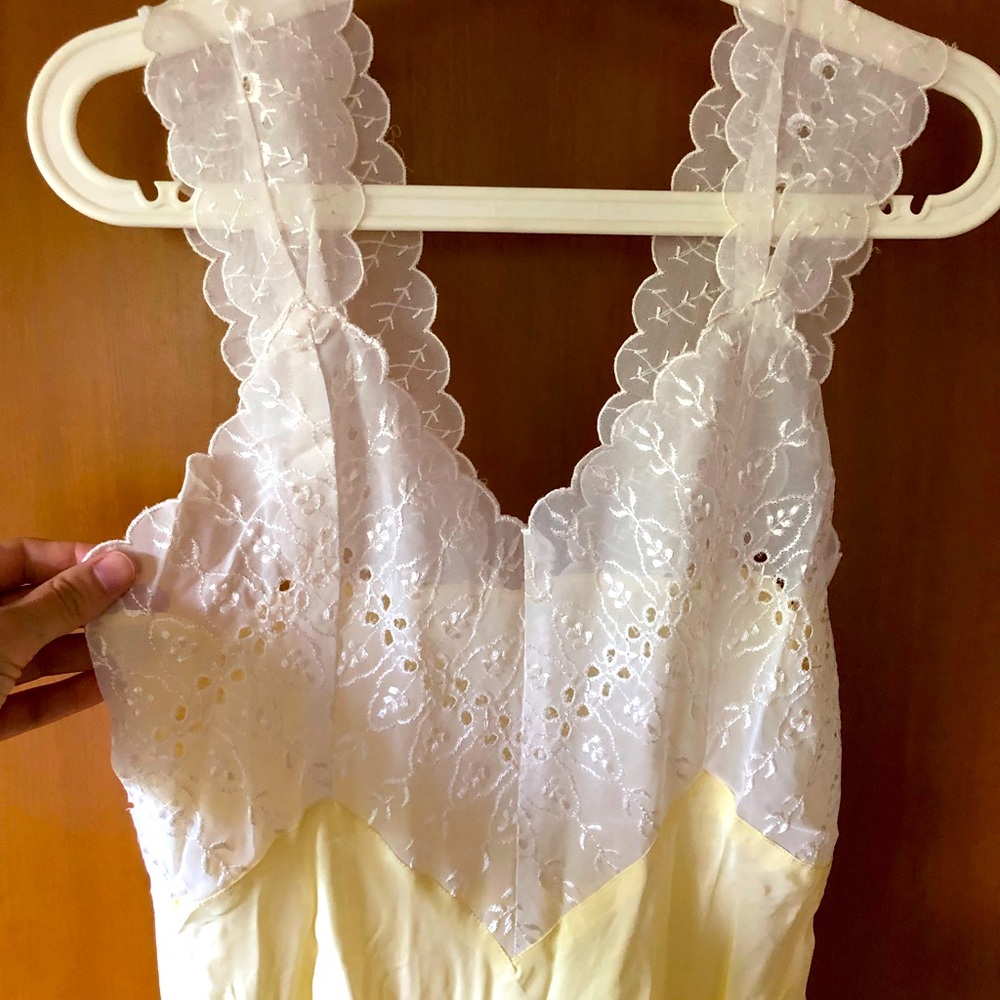 Vintage slip lot of six - never worn and new condition